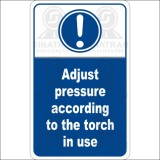  Warning - Adjust pressure according to the torch in use